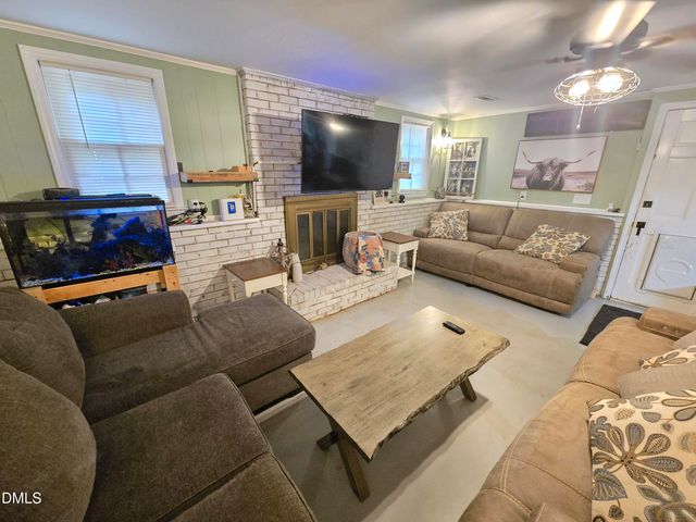 706 Town Branch Road, Graham, NC 27253