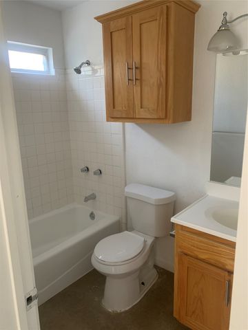 3721 El Campo Avenue A, Fort Worth, TX 76107