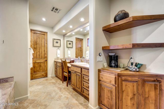 27440 N ALMA SCHOOL Parkway 101, Scottsdale, AZ 85262