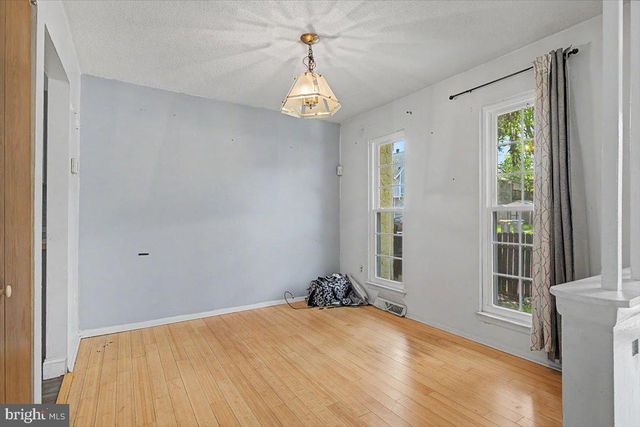2302 MILTON PL, Newark, DE 19702