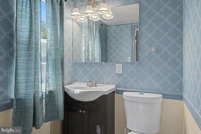 2302 MILTON PL, Newark, DE 19702