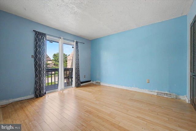2302 MILTON PL, Newark, DE 19702