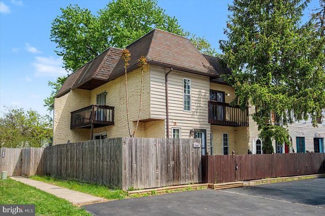 2302 MILTON PL, Newark, DE 19702