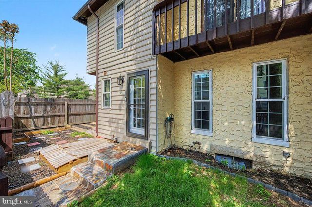2302 MILTON PL, Newark, DE 19702