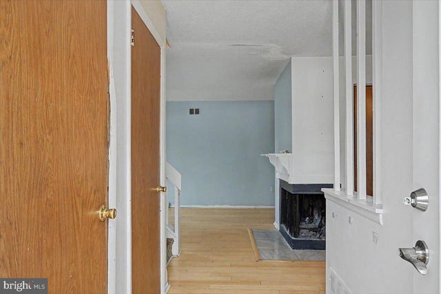 2302 MILTON PL, Newark, DE 19702