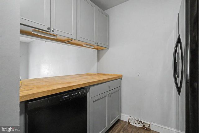 2302 MILTON PL, Newark, DE 19702