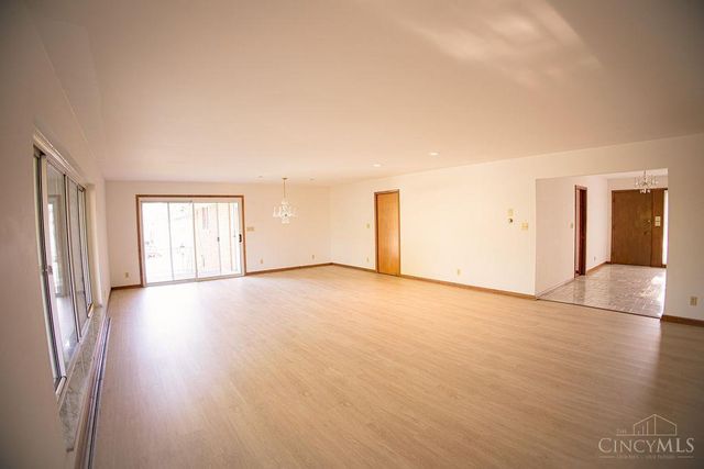 1600 N Breiel Boulevard, Middletown, OH 45042