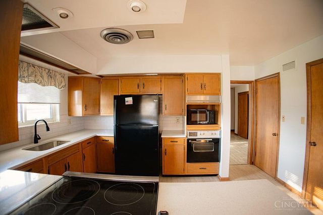 1600 N Breiel Boulevard, Middletown, OH 45042