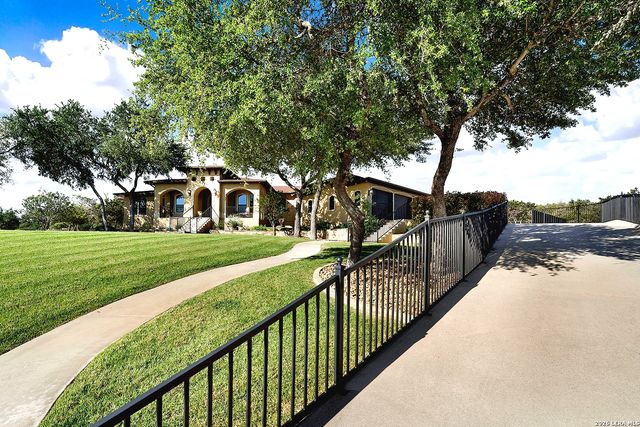 27035 ROCKY RIM, San Antonio, TX 78266