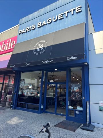 22-20 31st street, Astoria, NY 11105