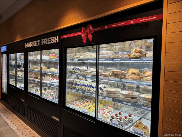 22-20 31st street, Astoria, NY 11105