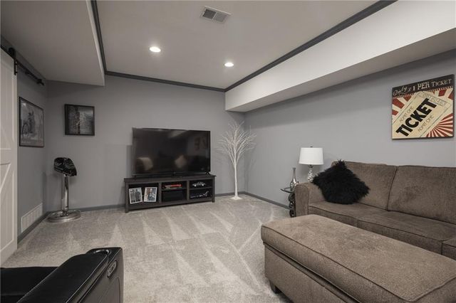 104 SW Greenbriar Drive, Blue Springs, MO 64064
