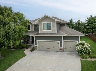 104 SW Greenbriar Drive, Blue Springs, MO 64064