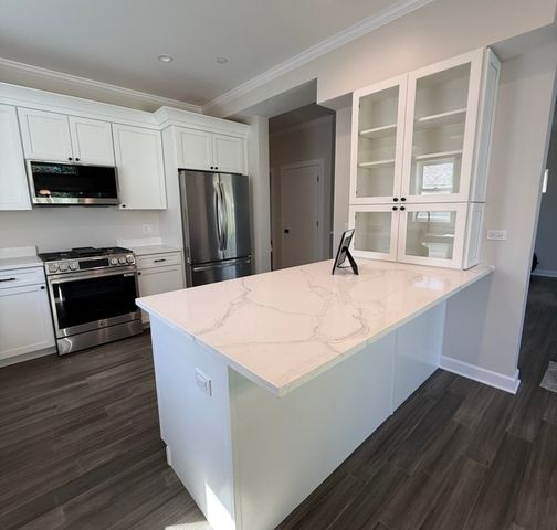 23525 N Overhill Drive, Lake Zurich, IL 60047