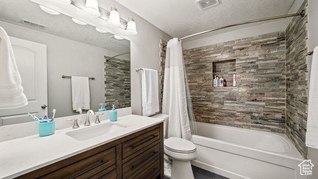 209 N ELK RIDGE DR, Elk Ridge, UT 84651