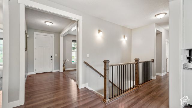 209 N ELK RIDGE DR, Elk Ridge, UT 84651