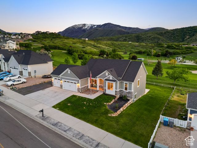 209 N ELK RIDGE DR, Elk Ridge, UT 84651