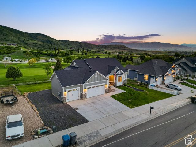 209 N ELK RIDGE DR, Elk Ridge, UT 84651
