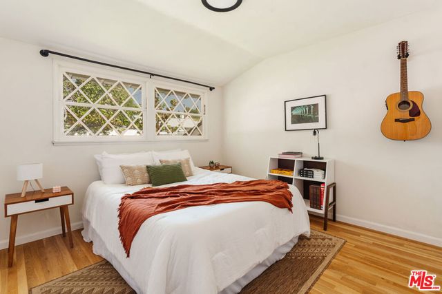 11530 Swinton Avenue, Granada Hills, CA 91344