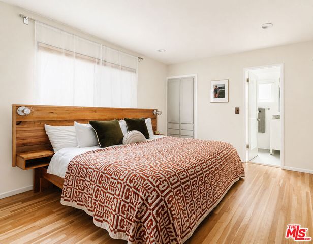 11530 Swinton Avenue, Granada Hills, CA 91344