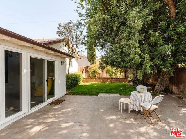 11530 Swinton Avenue, Granada Hills, CA 91344