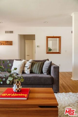 11530 Swinton Avenue, Granada Hills, CA 91344