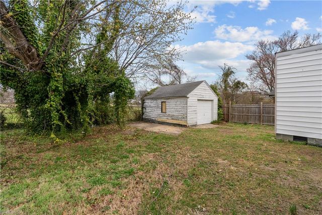 1151 18th ST, Newport News, VA 23607