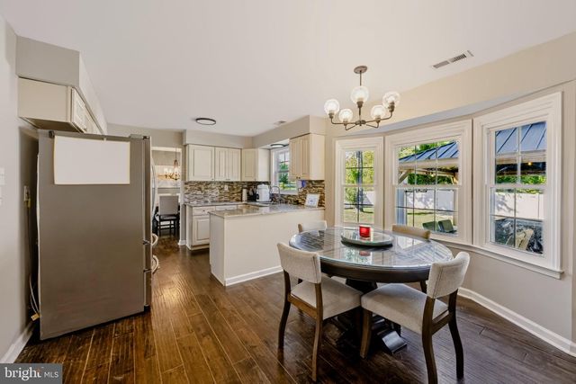 21 HUNTINGDON WAY, Sewell, NJ 08080