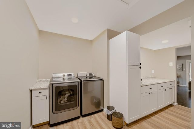 21 HUNTINGDON WAY, Sewell, NJ 08080