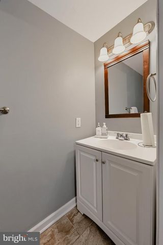 21 HUNTINGDON WAY, Sewell, NJ 08080
