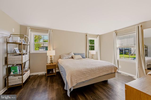 21 HUNTINGDON WAY, Sewell, NJ 08080