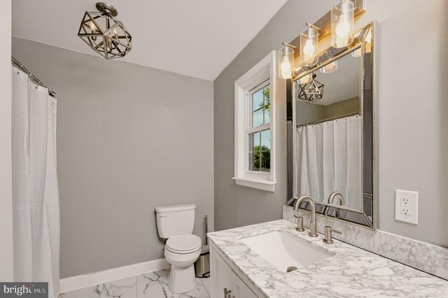 21 HUNTINGDON WAY, Sewell, NJ 08080