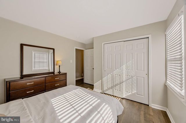 21 HUNTINGDON WAY, Sewell, NJ 08080