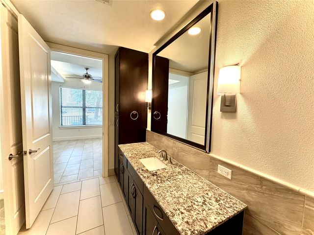 2303 Mid Lane 835, Houston, TX 77027