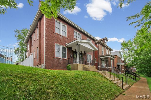 4947 Murdoch Avenue, St Louis, MO 63109