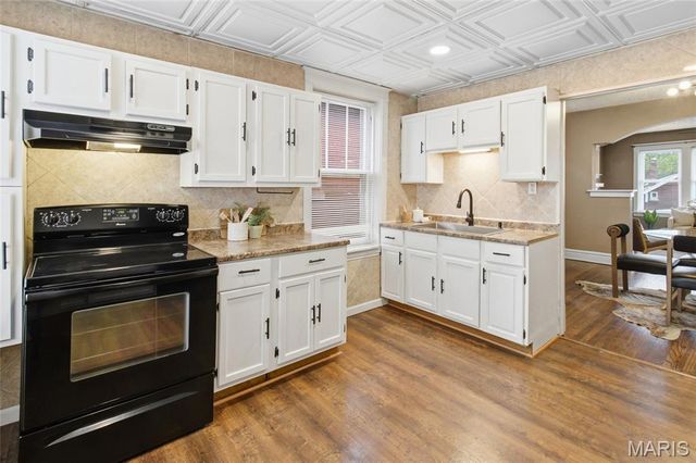 4947 Murdoch Avenue, St Louis, MO 63109