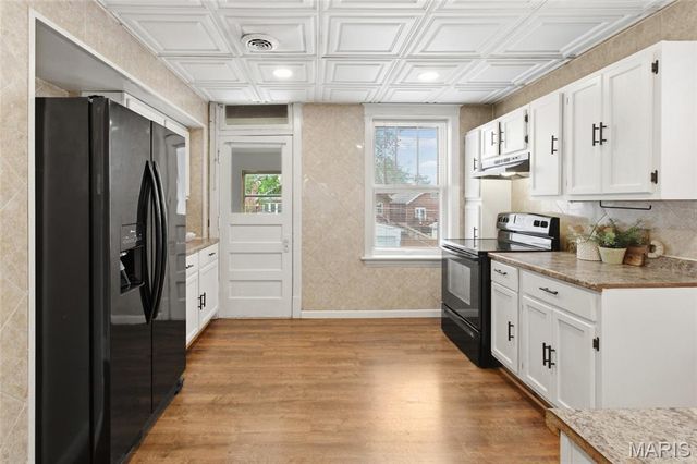 4947 Murdoch Avenue, St Louis, MO 63109