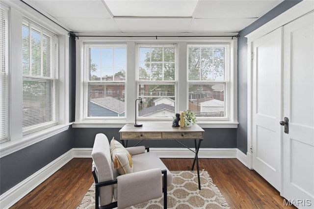 4947 Murdoch Avenue, St Louis, MO 63109