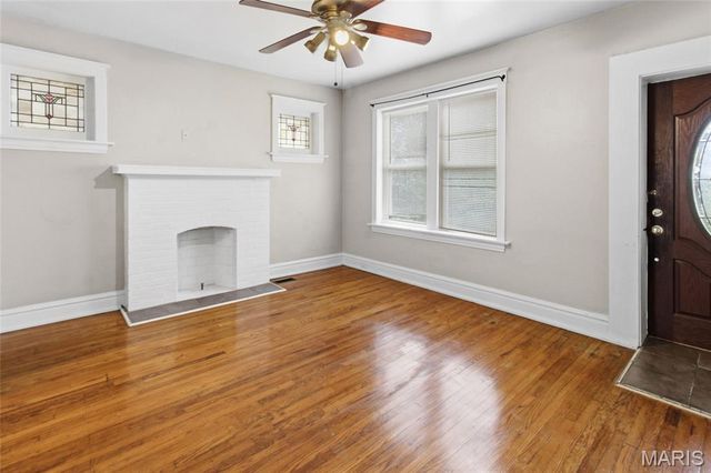 4947 Murdoch Avenue, St Louis, MO 63109