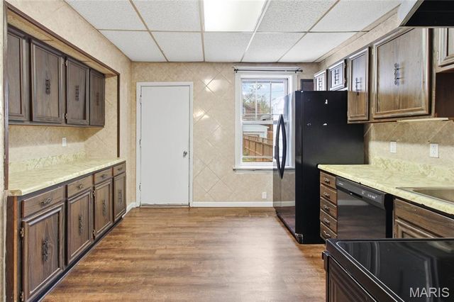 4947 Murdoch Avenue, St Louis, MO 63109