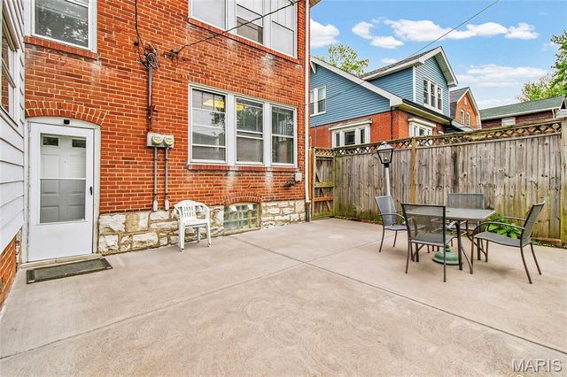 4947 Murdoch Avenue, St Louis, MO 63109