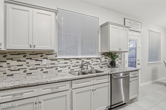 1800 RITZY LOU Place, El Paso, TX 79928