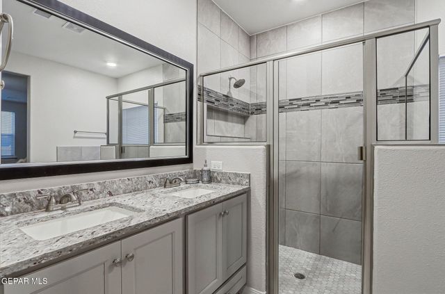 1800 RITZY LOU Place, El Paso, TX 79928