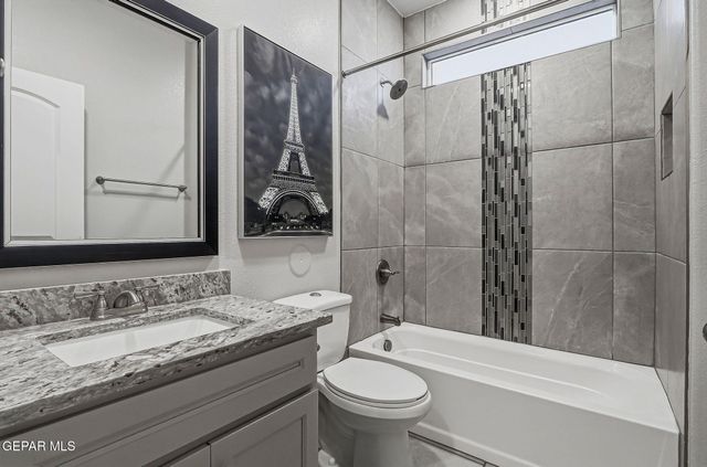 1800 RITZY LOU Place, El Paso, TX 79928