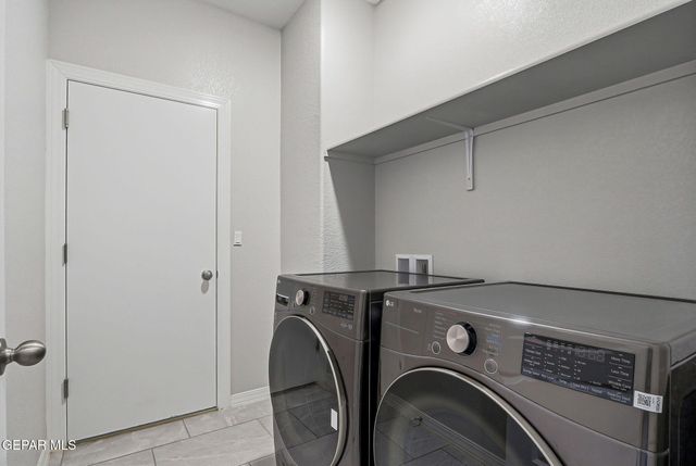 1800 RITZY LOU Place, El Paso, TX 79928