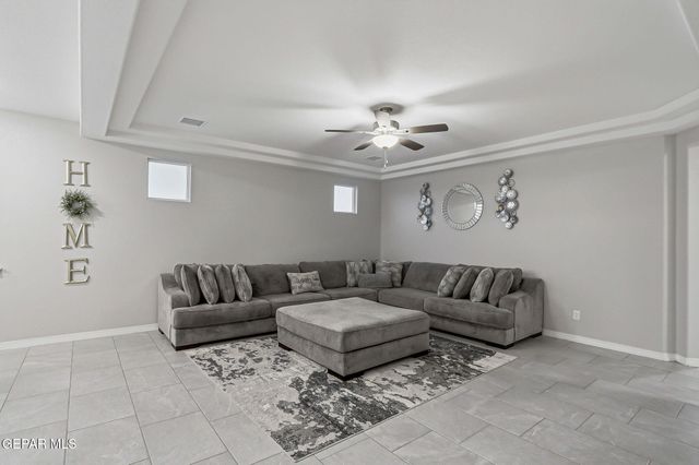 1800 RITZY LOU Place, El Paso, TX 79928