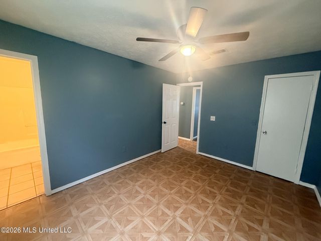 2438 Kingston Avenue, Jackson, MS 39213