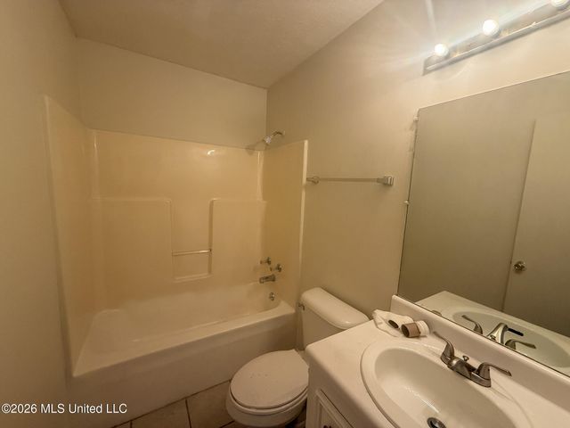 2438 Kingston Avenue, Jackson, MS 39213