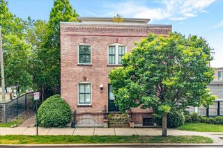 1210 QUEEN ST #1, Alexandria, VA 22314