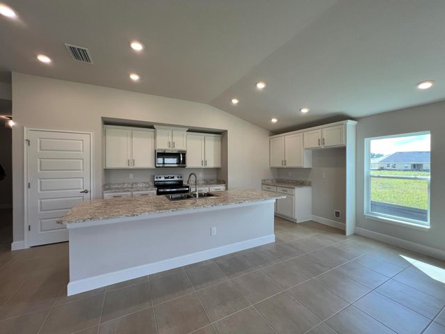 8638 Giovanni Avenue, Fort Pierce, FL 34951